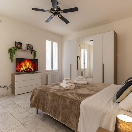 Ca 'Pico With Wifi-Few Steps From Center Apartment Mirandola Luaran gambar
